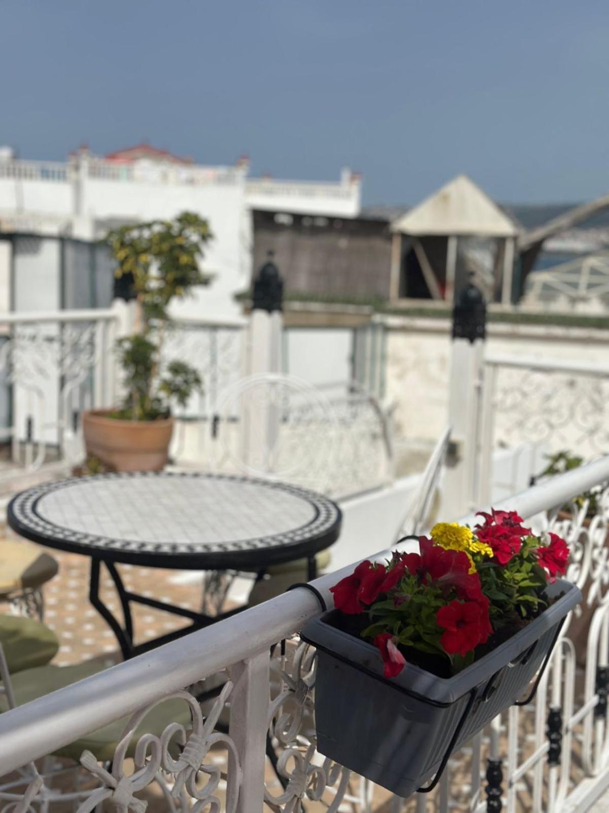 The Riad Hostel Tanger Exterior foto